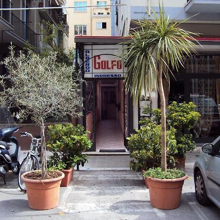 Albergo Golfo ฟอลลอนนีกา ภายนอก รูปภาพ