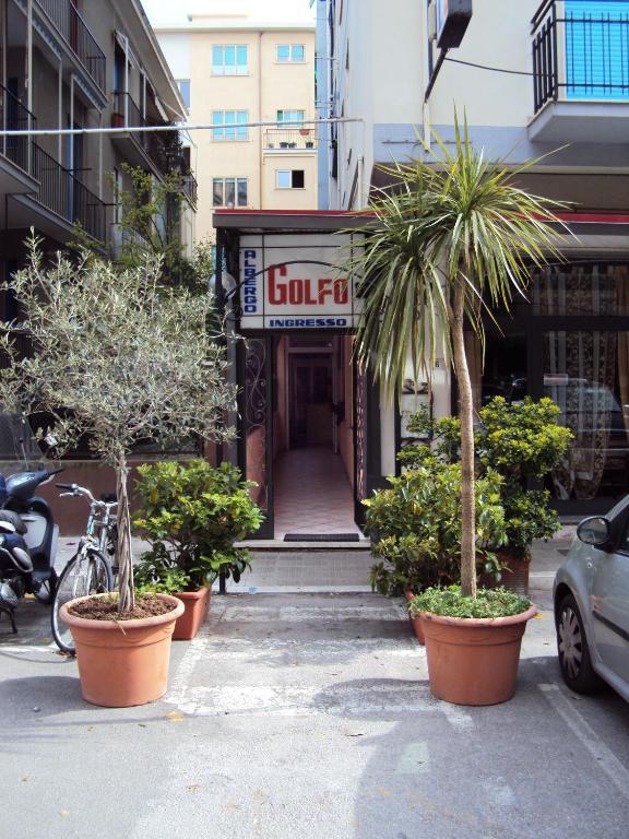 Albergo Golfo ฟอลลอนนีกา ภายนอก รูปภาพ