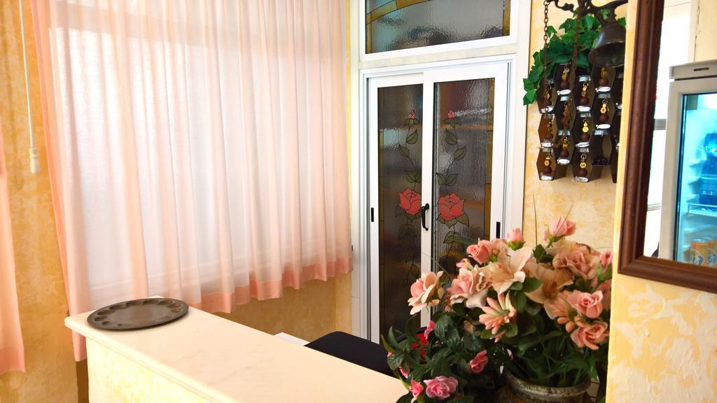 Albergo Golfo ฟอลลอนนีกา ภายนอก รูปภาพ
