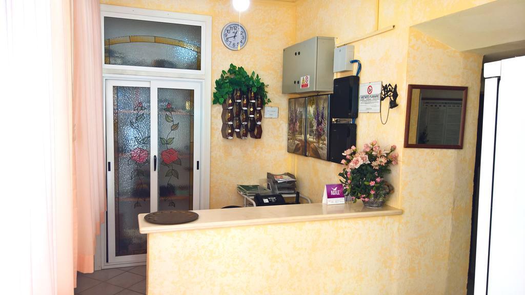 Albergo Golfo ฟอลลอนนีกา ภายนอก รูปภาพ