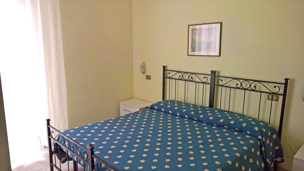 Albergo Golfo ฟอลลอนนีกา ภายนอก รูปภาพ